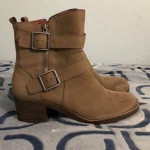 Lucky Brand Tan Boots